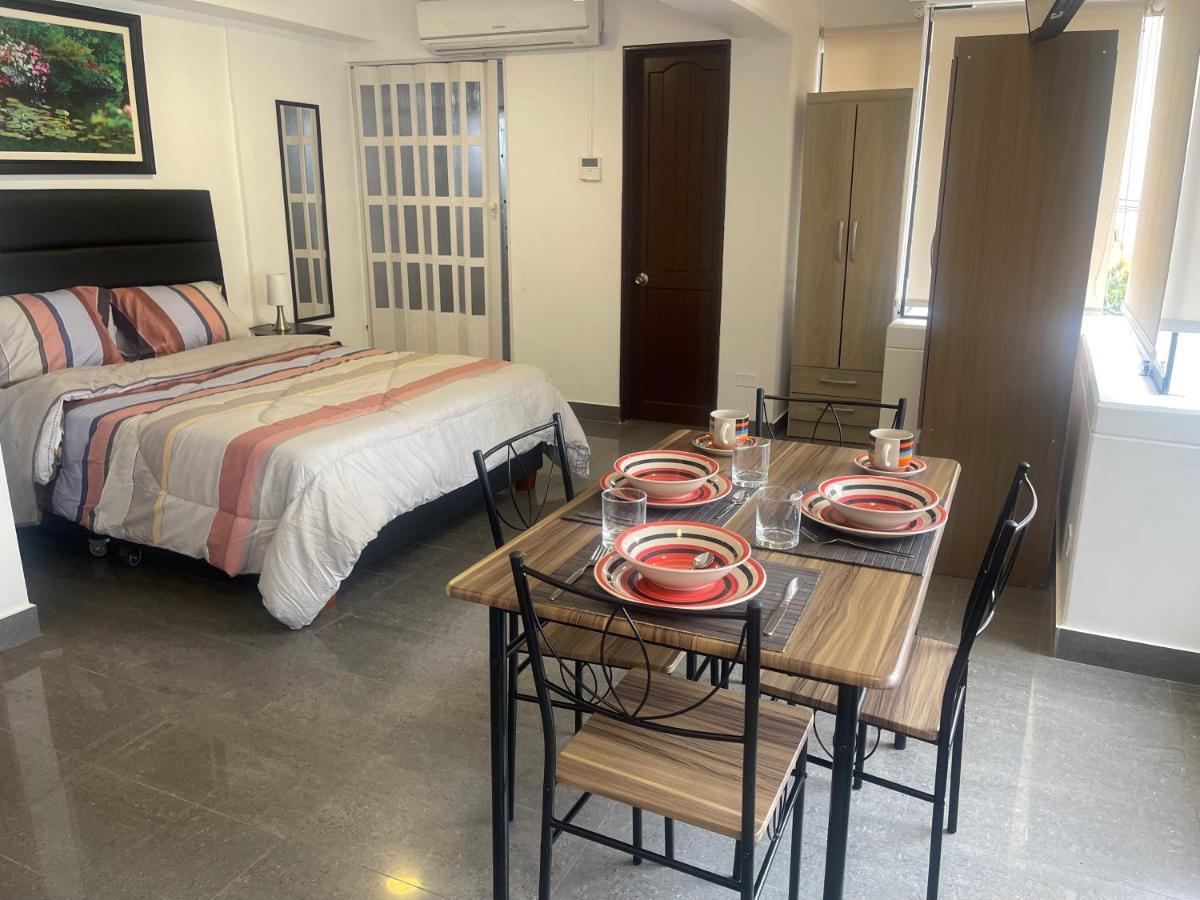 Departamento De Estreno Centro De Mirafores Lima Kültér fotó