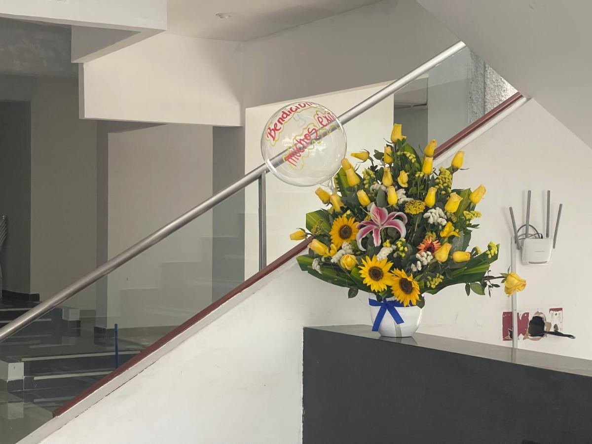 Departamento De Estreno Centro De Mirafores Lima Kültér fotó